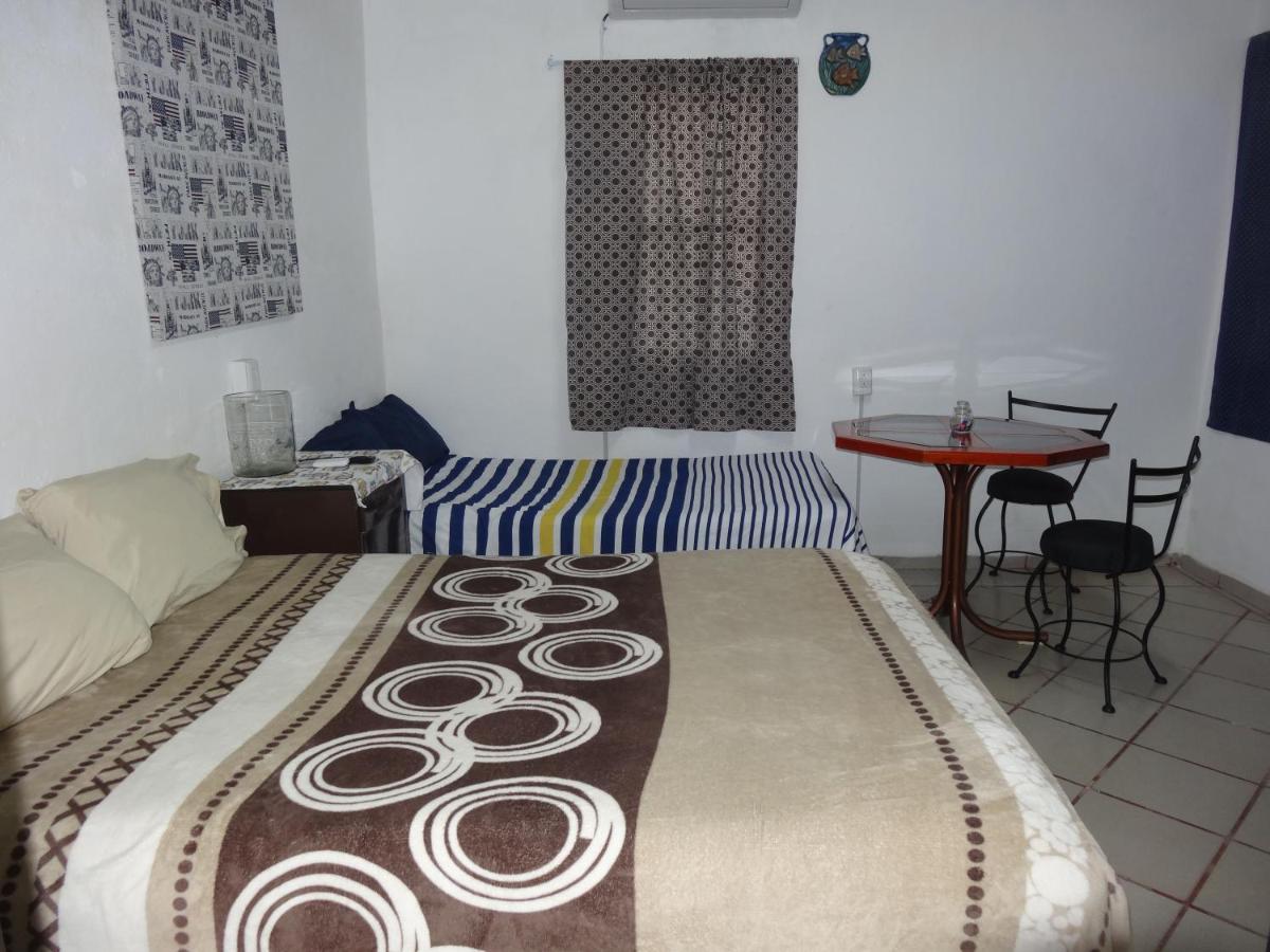 Habitaciones-Comodas-Aire-Wifi-Tv-Cerca De Playa-!!Excelente Precio II Manzanillo Exterior photo